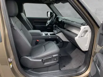 Defender 90 D200 AWD