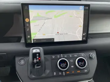 Defender 90 D200 AWD