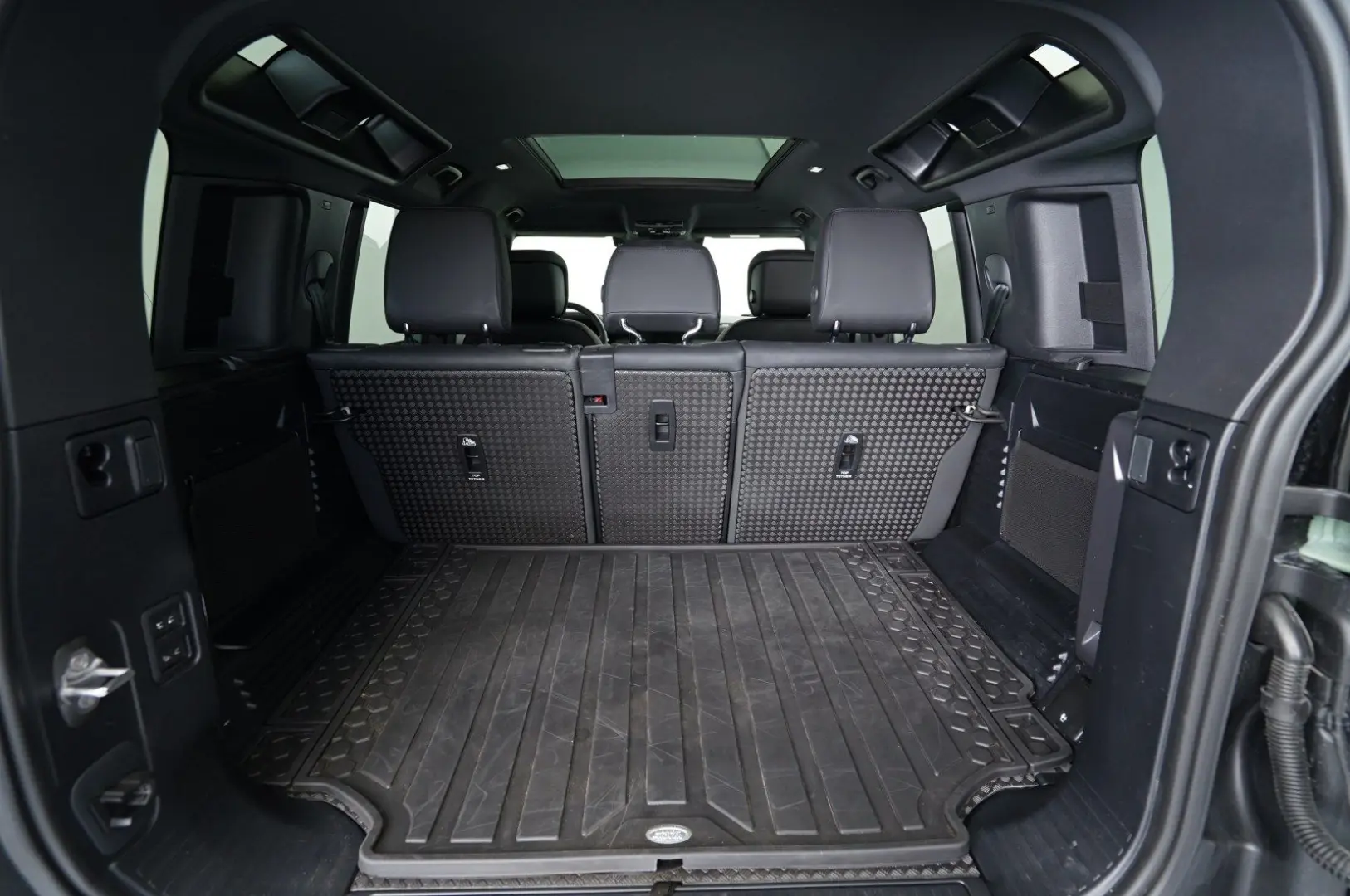 Defender 110 D300 AWD 75 Jahre Edition