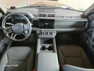 Defender 110 D250 AWD  X-DYNAMIC  HSE 20 MY25