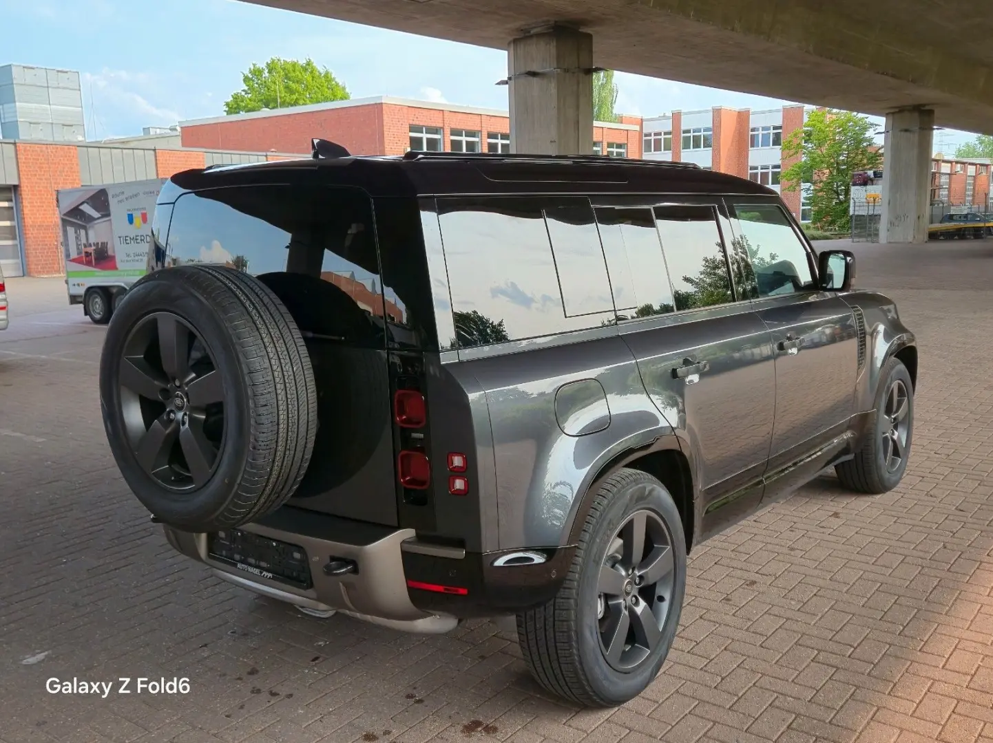 Defender 110 D250 AWD  X-DYNAMIC  HSE 20 MY25