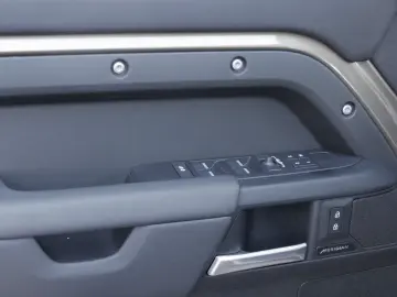 Defender 110 X-Dynamic