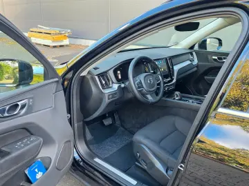 XC 60 XC60 Momentum Pro 2WD