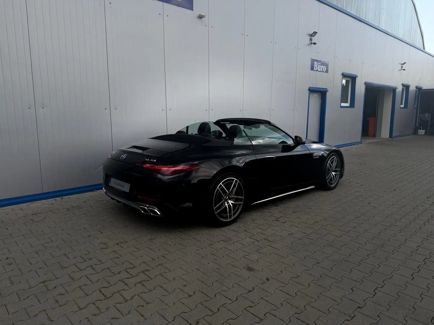 SL63 4MATIC  DISTRONIC HEAD-UP HINTERACHSLENKUNG