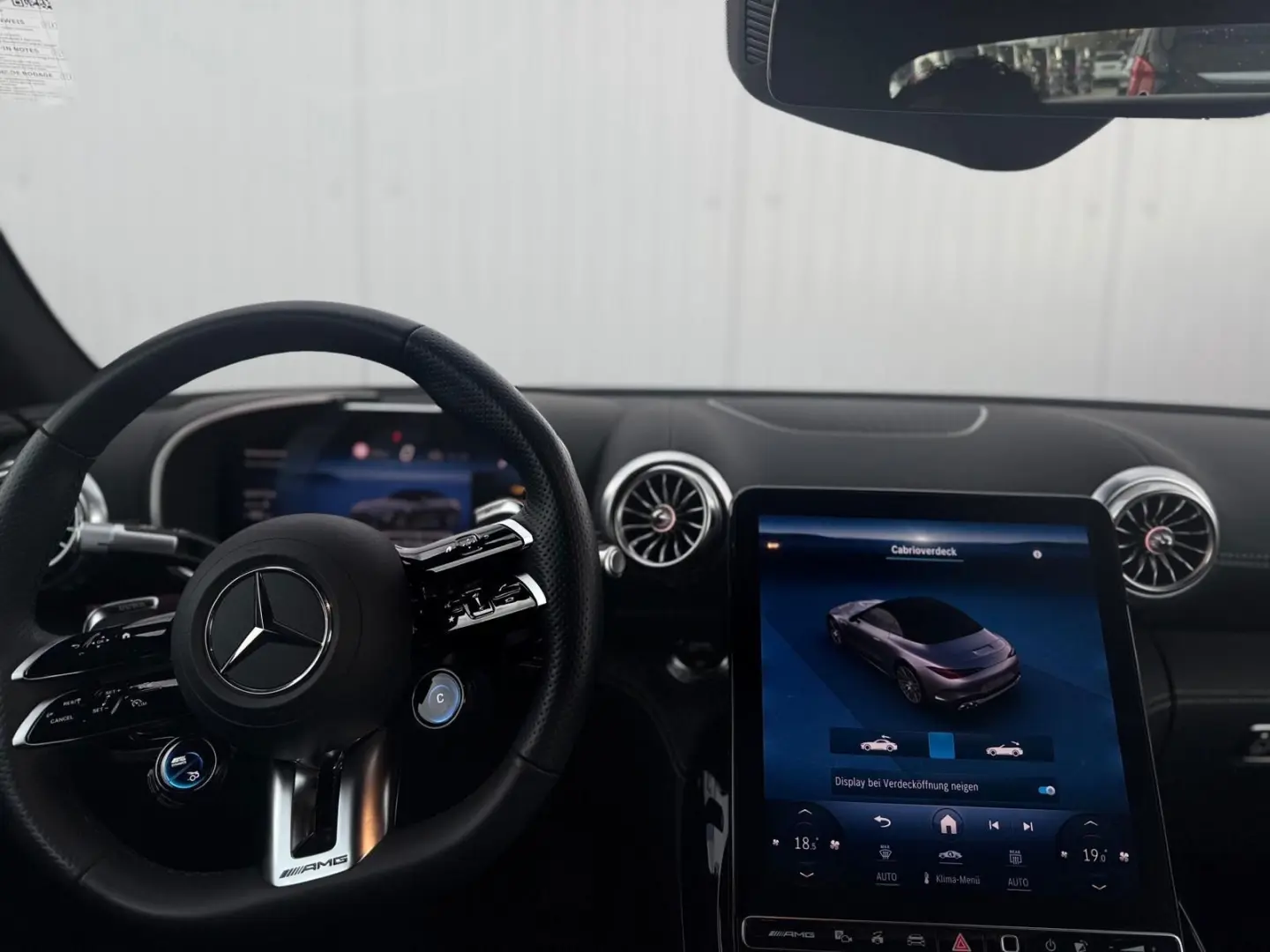 SL63 4MATIC  DISTRONIC HEAD-UP HINTERACHSLENKUNG