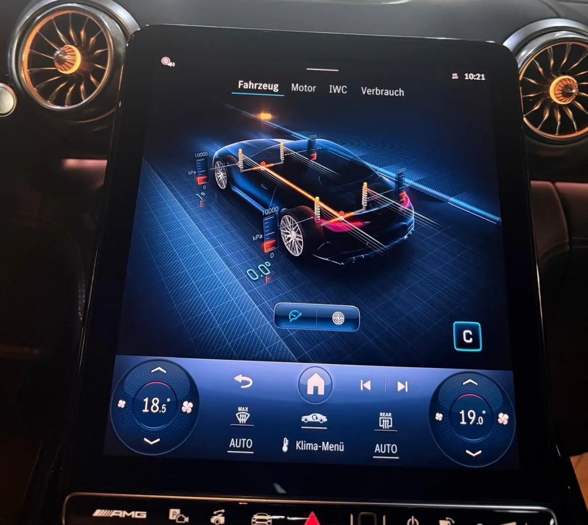 SL63 4MATIC  DISTRONIC HEAD-UP HINTERACHSLENKUNG