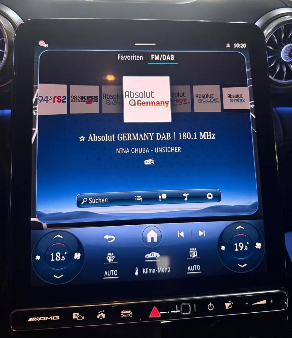 SL63 4MATIC  DISTRONIC HEAD-UP HINTERACHSLENKUNG