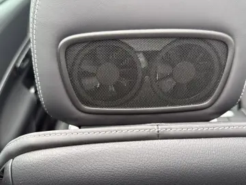 SL63 4MATIC  DISTRONIC HEAD-UP HINTERACHSLENKUNG