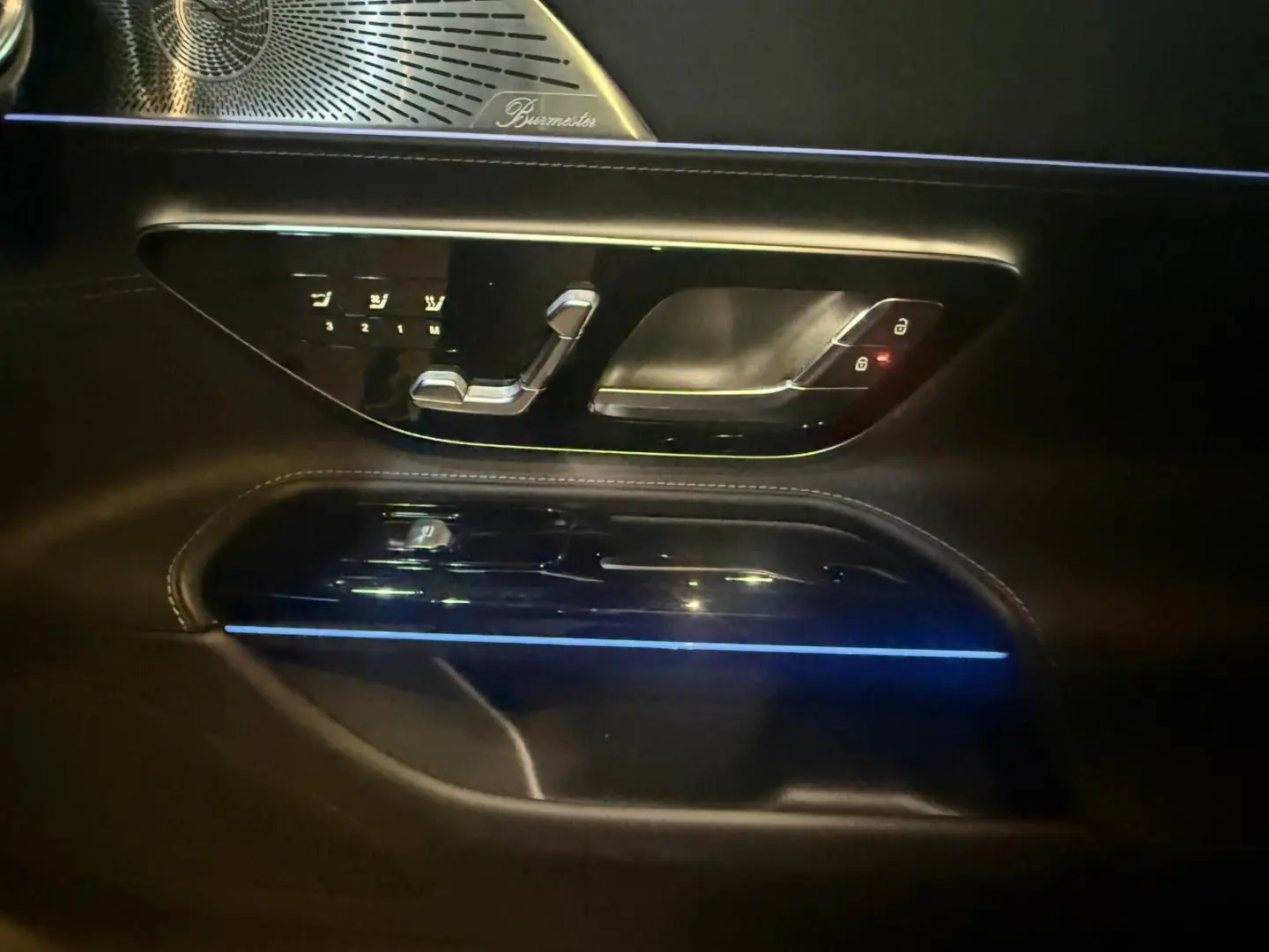 SL63 4MATIC  DISTRONIC HEAD-UP HINTERACHSLENKUNG