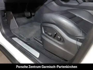 Cayenne E-Hybrid LenkradHZG 360 Kamera Memory
