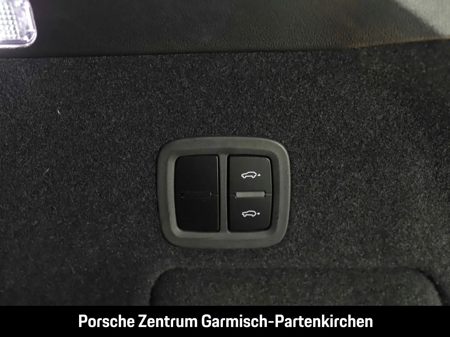 Cayenne E-Hybrid LenkradHZG 360 Kamera Memory