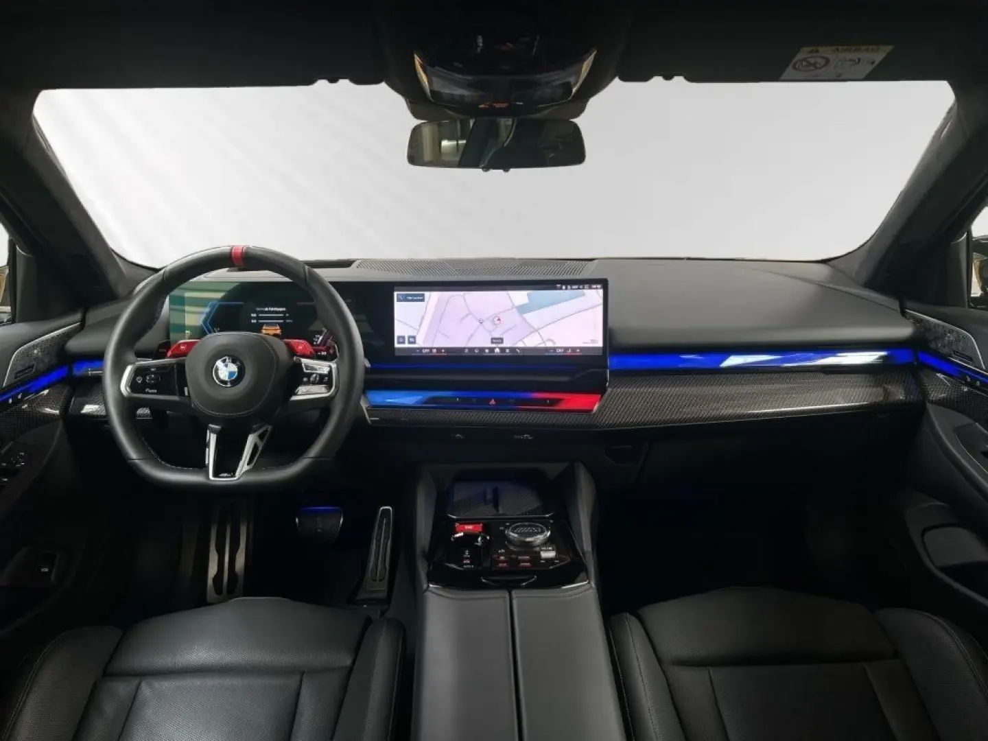 M5 Limousine  € 1.190 Zubehörbonus M Driver'Pack