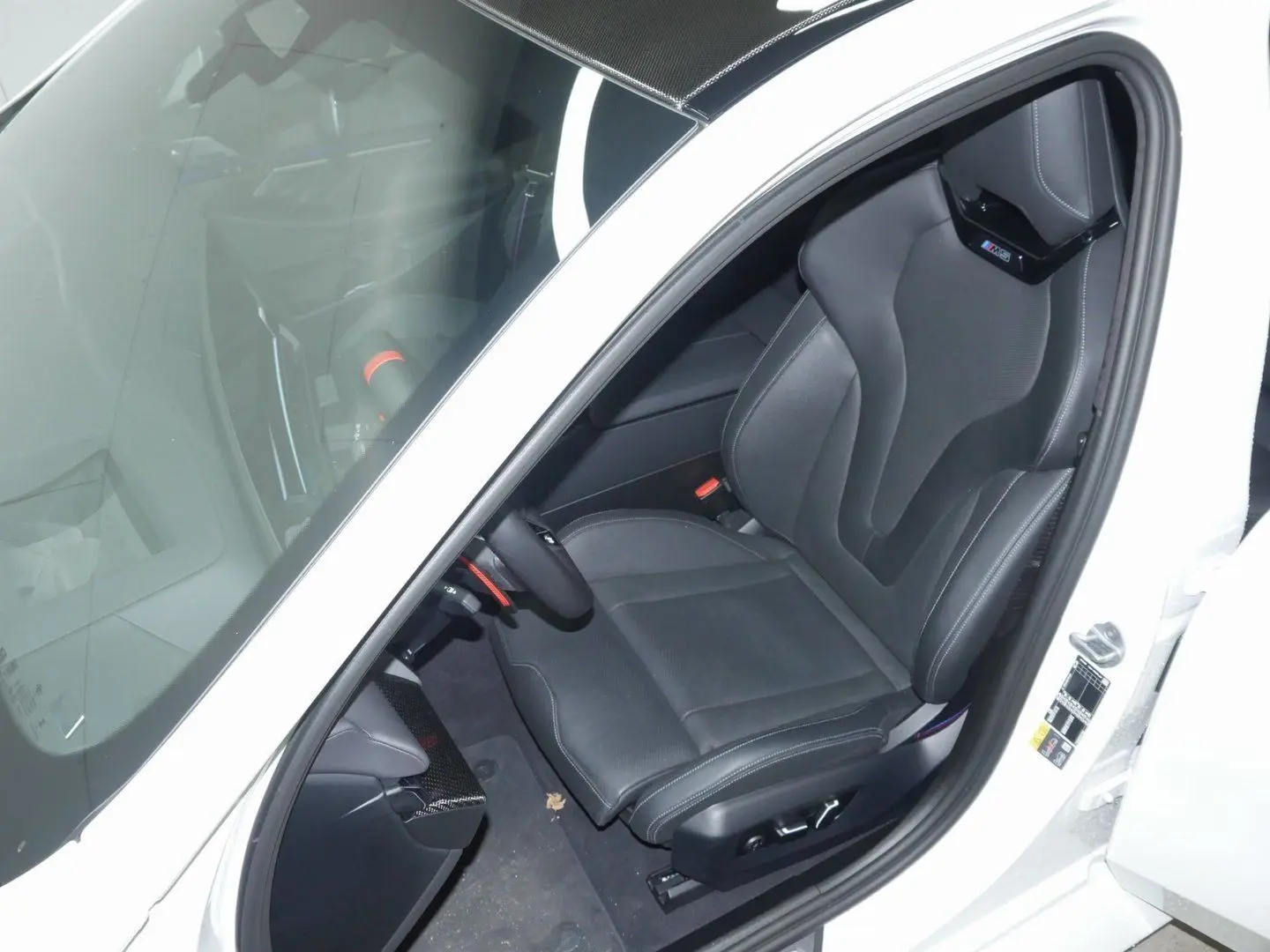 M5 Limousine M-Drive-Pack B&W CarbonKeramik AHK