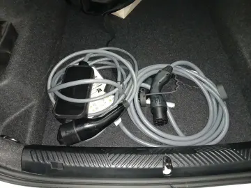 M5 Limousine M-Drive-Pack B&W CarbonKeramik AHK