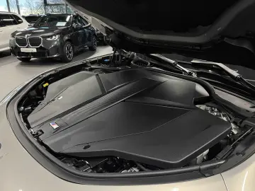 i7 M70 xDrive TV PANO ACC 360 KAM RFK NAVI Stand