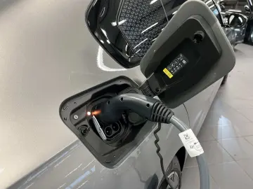 i7 M70 xDrive TV PANO ACC 360 KAM RFK NAVI Stand