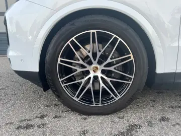 Cayenne E-Hybrid   BOSE   Head-Up   HD-Matrix