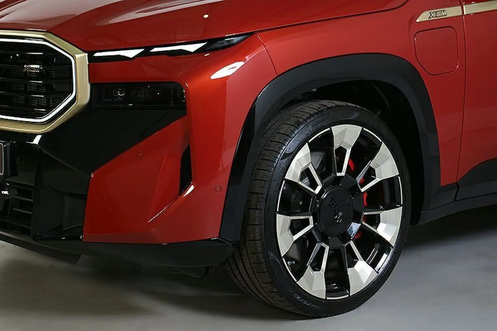 XM Einzelstück NP 201490.- B&W V-Max AHK 23Zoll