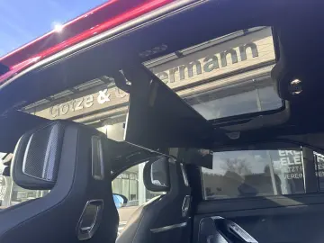 i7 M70 xDrive  B&W FondEntert UPE  EUR 217.630 -