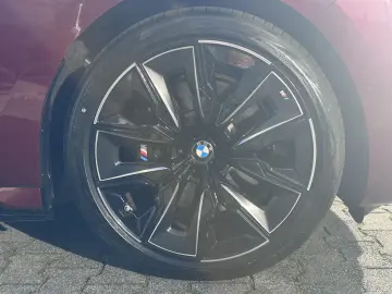 i7 M70 xDrive  B&W FondEntert UPE  EUR 217.630 -