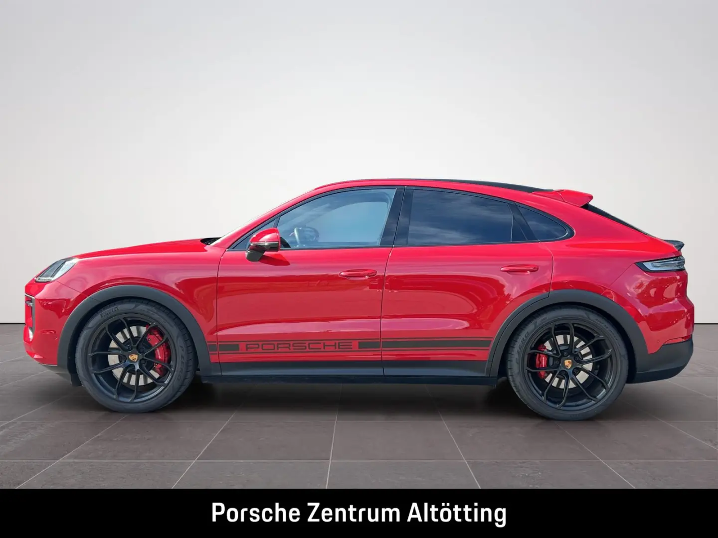 Cayenne GTS Coupe   PDCC   Hinterachslenkung