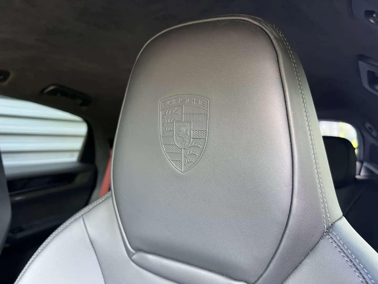 Cayenne GTS Coupe   PDCC   Hinterachslenkung