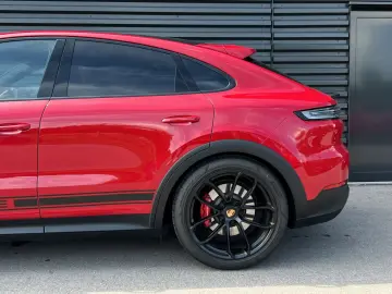 Cayenne GTS Coupe   PDCC   Hinterachslenkung