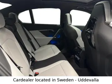 M5 xDrive Plug-In 727HP PANO B&O M-Drive Pro VAT