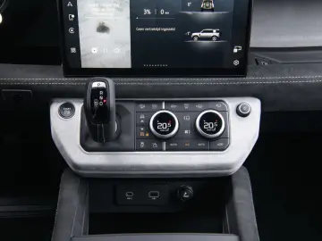 Defender P400e - URBAN WIDETRACK Defender P400e