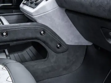 Defender P400e - URBAN WIDETRACK Defender P400e