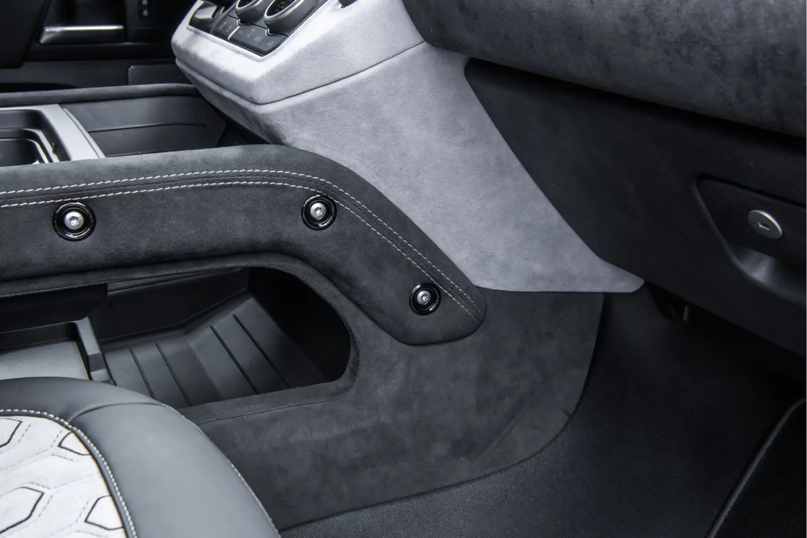 Defender P400e - URBAN WIDETRACK Defender P400e