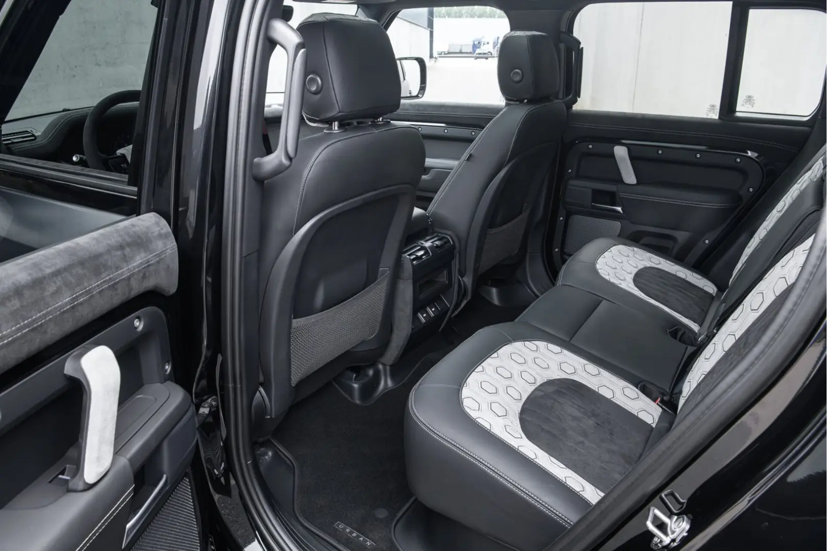 Defender P400e - URBAN WIDETRACK Defender P400e