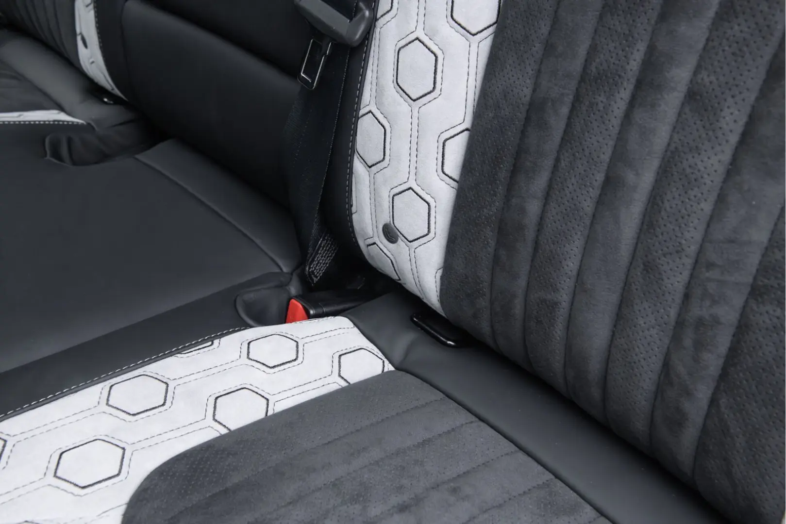 Defender P400e - URBAN WIDETRACK Defender P400e