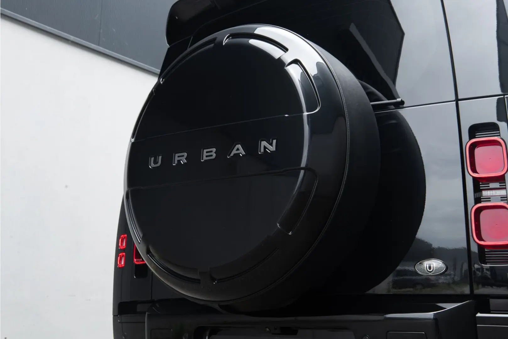 Defender P400e - URBAN WIDETRACK Defender P400e