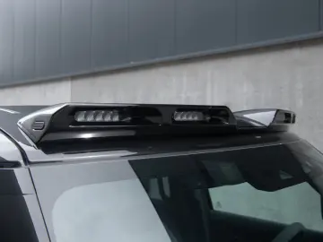 Defender P400e - URBAN WIDETRACK Defender P400e