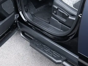 Defender P400e - URBAN WIDETRACK Defender P400e