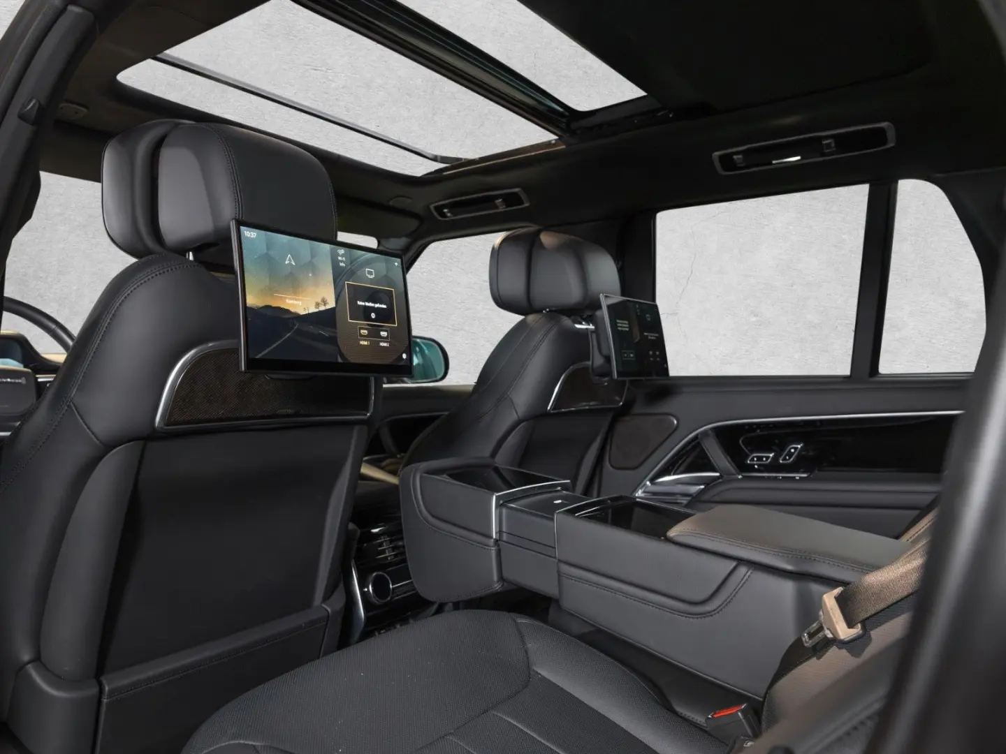 Range Rover P550e Autobiography  Shadow Line