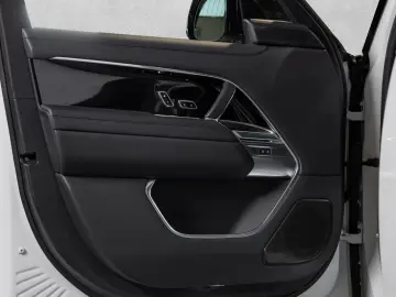 Range Rover P550e Autobiography  Shadow Line