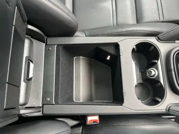 Cayenne Privacy  PASM  Privacy  90l  Pano.  18-W