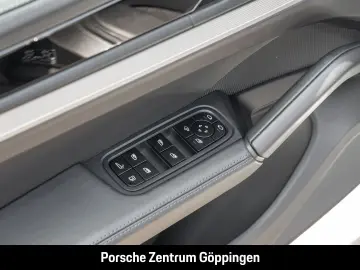 Cayenne E-Hybrid Sport-Chrono Panoramadach LED