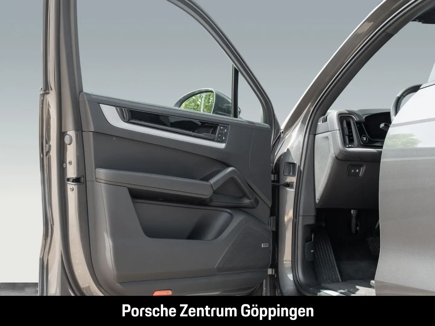 Cayenne E-Hybrid Sport-Chrono Panoramadach LED