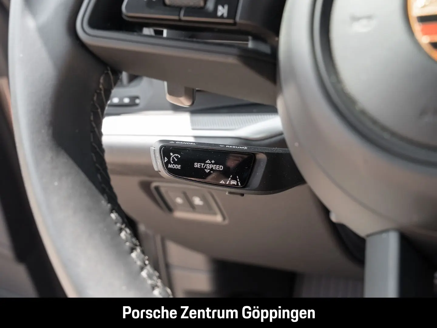 Cayenne E-Hybrid Sport-Chrono Panoramadach LED