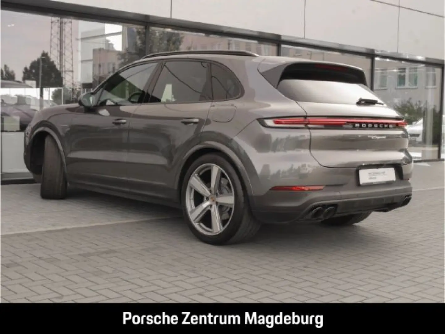 Cayenne E-Hybrid PANO BOSE HD-MATRIX INNO PASM