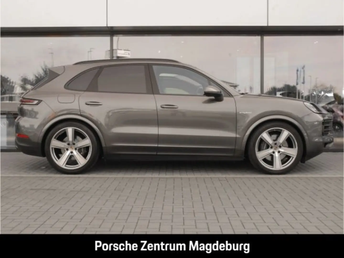 Cayenne E-Hybrid PANO BOSE HD-MATRIX INNO PASM