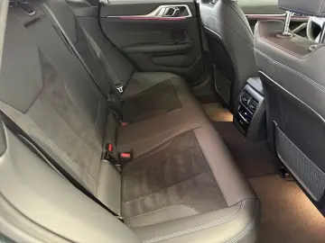 M440iGranCoupe LED Navi Kamera HiFi DriveAssist