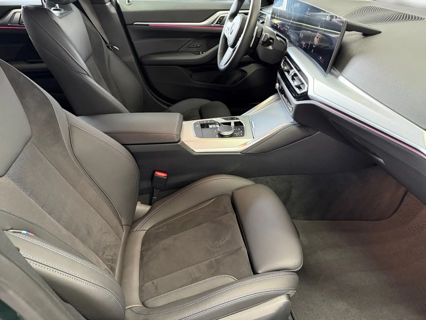 M440iGranCoupe LED Navi Kamera HiFi DriveAssist