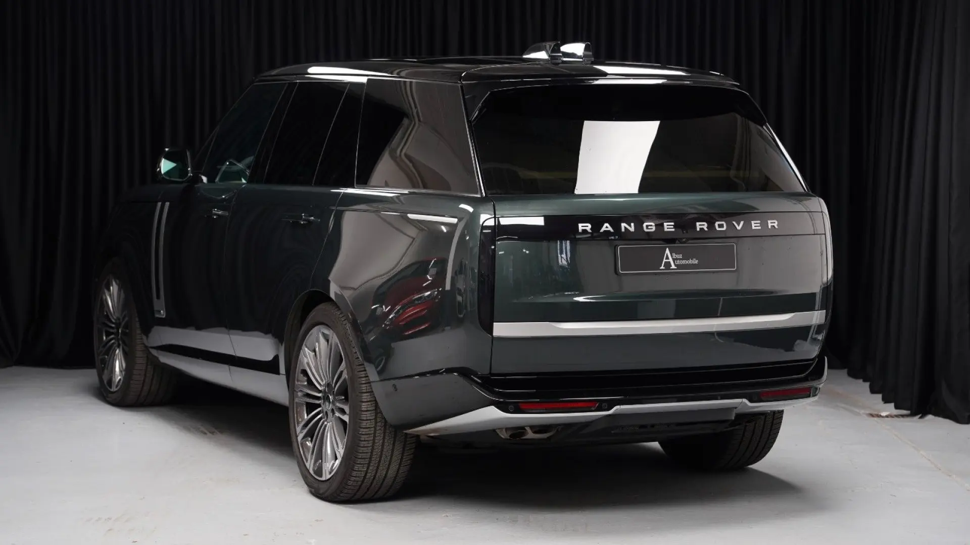 RangeRover P530 Autobiography  360 Massage AHK