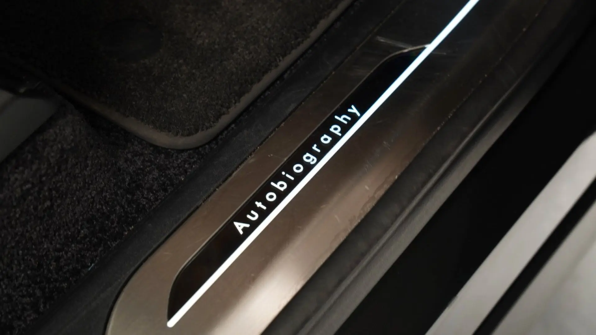 RangeRover P530 Autobiography  360 Massage AHK