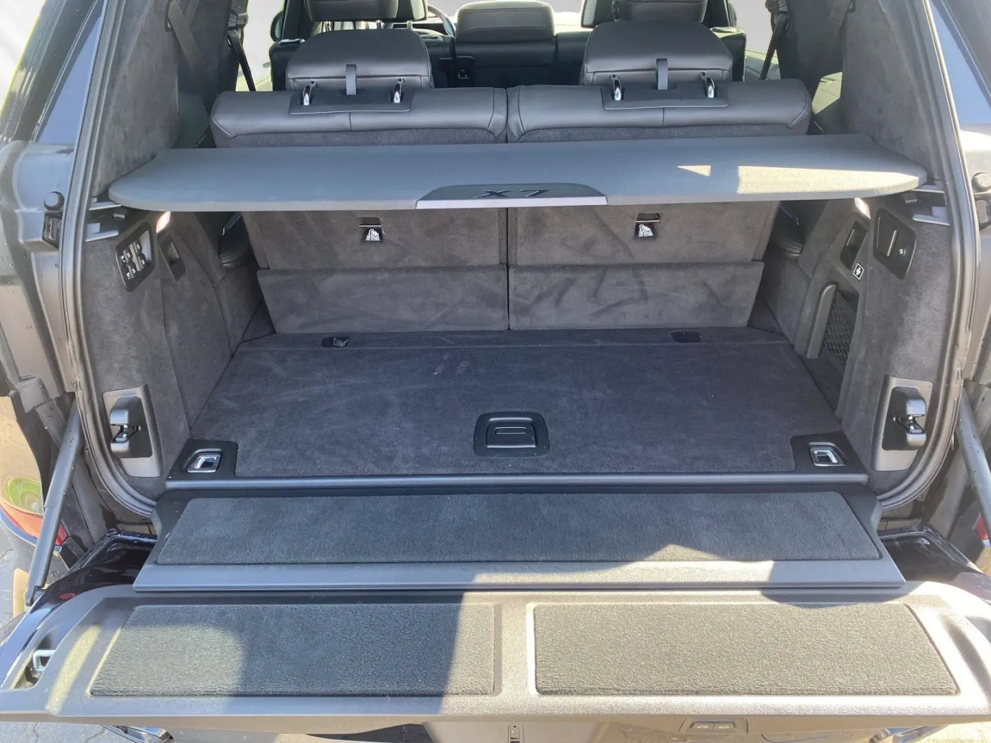 X7 xDrive40d M Sport Pro SkyLounge AHK Massage