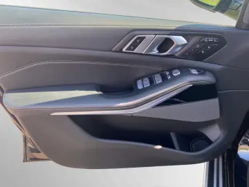 X7 xDrive40d M Sport Pro SkyLounge AHK Massage